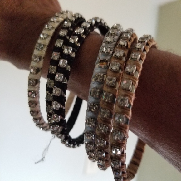 6 stacked rhinestone mix light weight Bangles - Picture 2 of 3